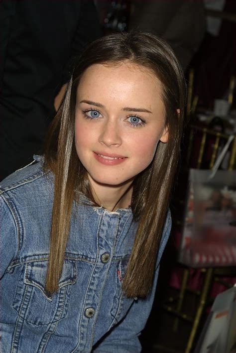 Alexis Bledel Gilmore Girls Rory Gilmore Hair Pretty People