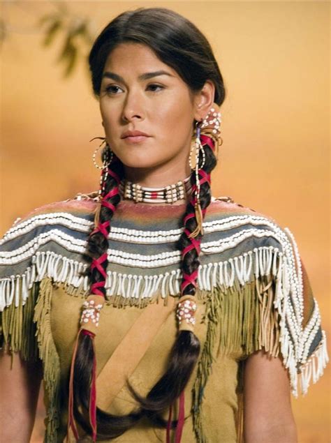 Mizuo Peck As Sacajawea In A Night At The Museum Native American Girls Native American Women