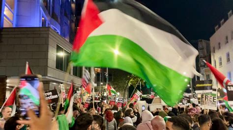 Israel Palestine War Uk Home Secretary Says Waving Palestinian Flag Could Be An Offence