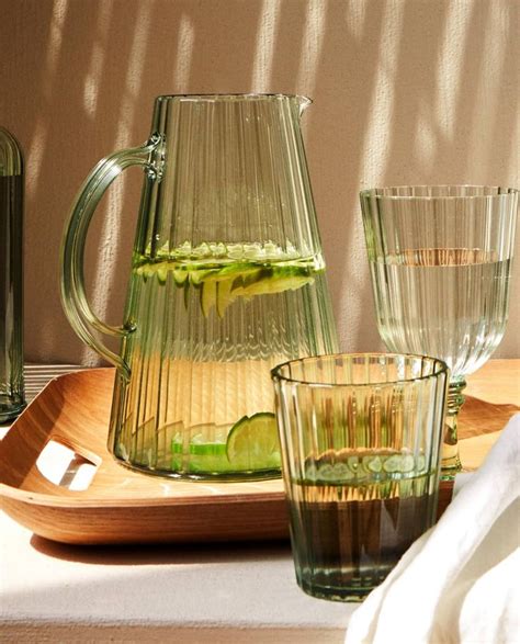 Acrylic Glassware With Lined Design Acrylic Glassware Glassware Zara Home