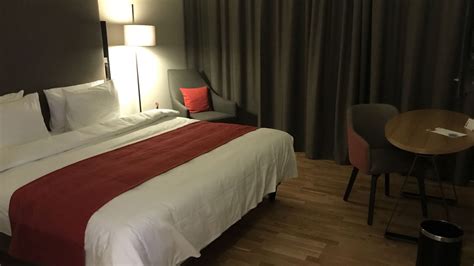 Hôtel du réseau park inn. Review: Holiday Inn Hamburg City Nord - solides Business-Hotel