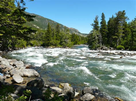 Exploring The Stillwater River Valley Near Fishtail Montana