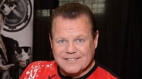 Jerry Lawler Reflects On The Night He Nearly Died Ringside At WWE Raw