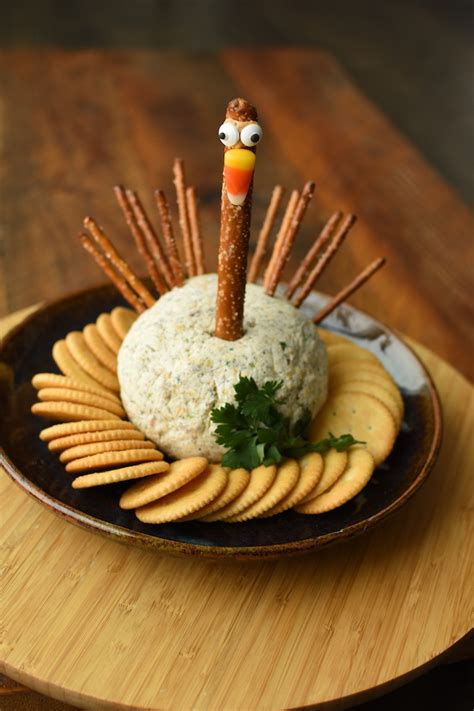 Thanksgiving Turkey Cheeseball NoBiggie