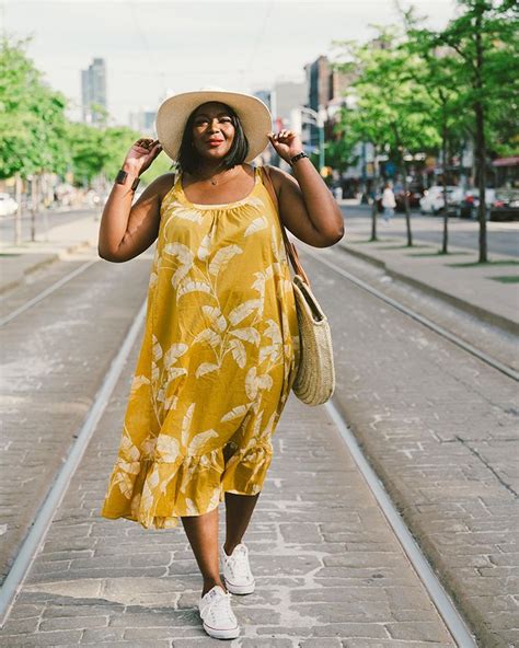 20 Fab Plus Size Dresses To Wear With Sneakers Plus Size Fashion For