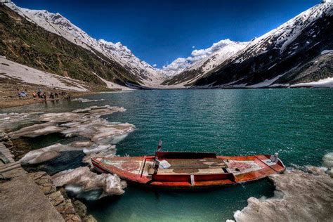 A Magnificent View Of Lake Saif Ul Malook ♥ Wonders Of The World