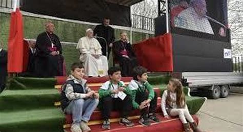 Papa Francesco A Tor De Schiavi Accusa Preti E Cardinali Di Allontanare