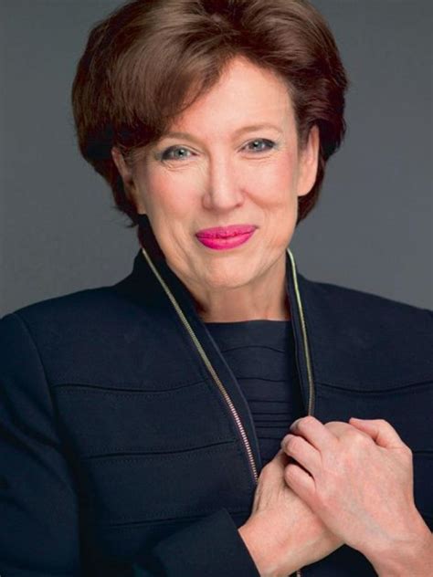 You will find below the horoscope of roselyne bachelot with her interactive chart, an excerpt of her astrological portrait and her planetary dominants. Croisées : Roselyne Bachelot & Karine Deshayes | Forum Opéra