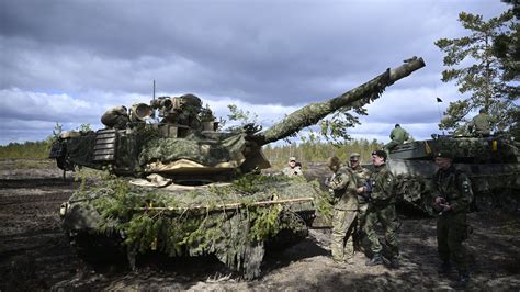 American Made Abrams Tanks Arrive In Ukraine Us Officials Say The