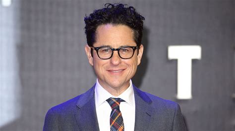 Jj Abrams Responds To Rip Off Criticism About Star Wars The Force