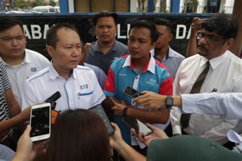 Anyone filing a false police report may be prosecuted under california penal code section 148.5 pc. Penang PKR Youth lodges police report against blogger ...