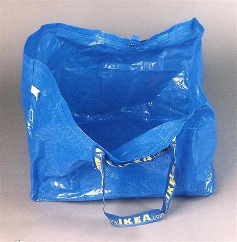 Balenciaga S New 2 145 Tote Looks Like Ikea S 1 Shopping Bag