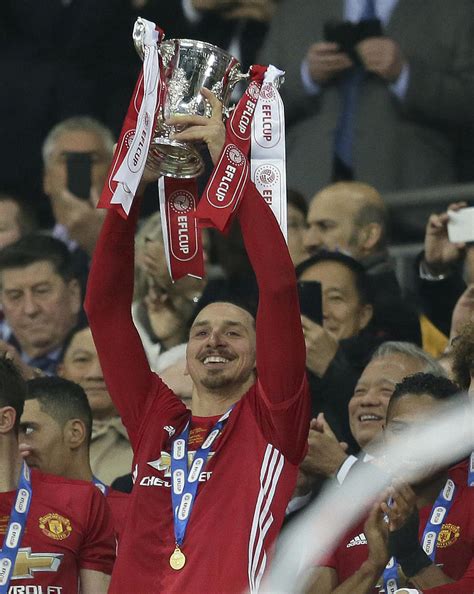 מנצסטר יונייטד יוצא 548 בגימטריה. Live מנצסטר יונייטד - Steve