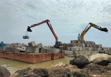 Pt Bina Cipta Utama Fokus Kerjakan Tahap Finishing Pembangunan Breakwater Pantai Dadap