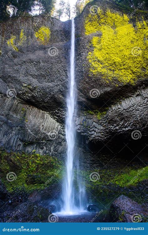 Lower Latourell Falls Along The Columbia River Gorge In Oregon Stock