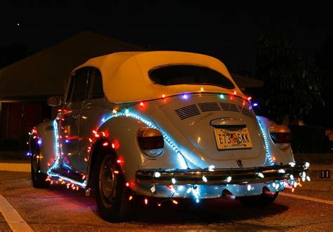 Pin By Sharon Gervais On Christmas Cars Etc Beetle Christmas Car