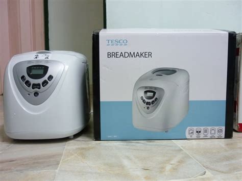 Tesco bread maker bm1333 full set. 想做而没去做的 叫梦想；永远实现不了的 叫做梦: 面包机烘标准白土司