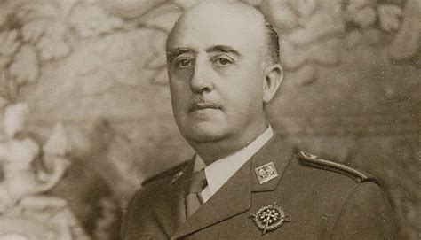 Unvanı el caudillo olan i̇spanyol lider francisco franco da geçtiğimiz yüzyıla damgasını vuran siyasi kişilikler arasında! Francisco Franco: vita, carriera militare, presa del ...