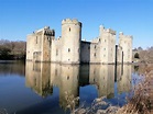 Bodiam castle, East Sussex - the most castley looking castle in England ...