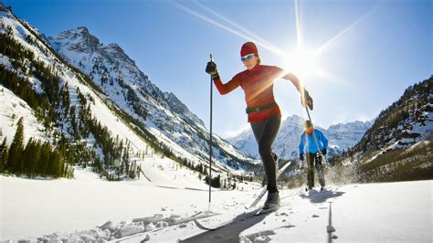 Snowshoeing Vs Cross Country Skiing Which Winter Sport Is For You