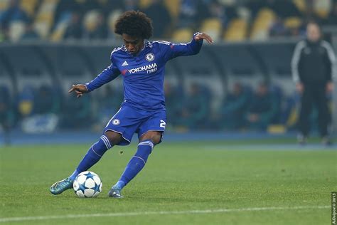 Willian borges da silva (born 9 august 1988), known as willian, is a brazilian professional footballer who plays as a winger or as an attacking midfielder for premier league club arsenal and the brazil national team. Willian Issues Important Statement on Chelsea Future - Chelsea FC Online