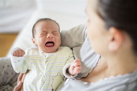 How Parents Can Calm Their Crying Baby