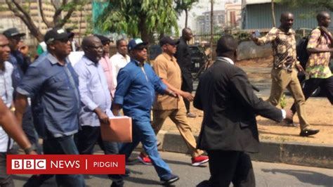 Nigeria Elections 2019 Pdp Leaders Carry Protest Go Inec Headquarters For Abuja Bbc News Pidgin