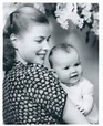 Ingrid Bergman and daughter, Pia Lindström, 1938 | Ingrid bergman ...