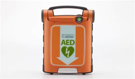 Mon sentiment, fort de mon expérience, c'est qu'une tablette ça ne sert pas à grand chose de plus que ce qu'on peut faire. A quoi sert un défibrillateur