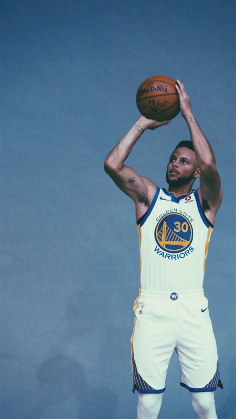Download Stephen Curry Shooting Form Wallpaper