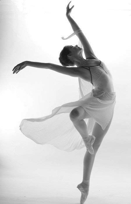 Top 10 Most Beautiful Photos Of Ballerinas In 2021 Dance Photography