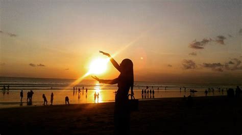 Pantai Kuta Bali Keindahan Wisata Pantai Pasir Putih Dan Sunset Di Pulau Dewata