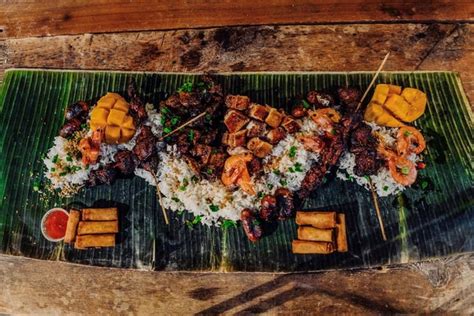 Tayo Pop Up Restaurant Brings Filipino Kamayan Feasts To Metro Phoenix