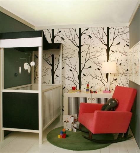 Keep reading for a look at 10 smart nursery storage ideas for smaller spaces, and then get inspired by checking out kids' rooms you need to see to believe. 15 Small Baby Nursery Design Inspiration | Small Nursery Ideas