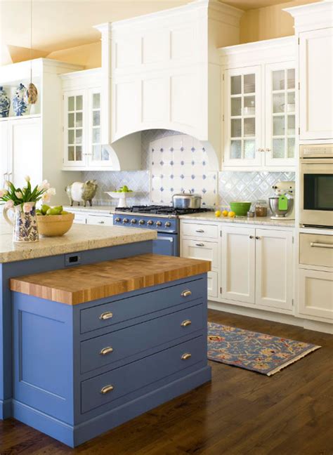 Here, we share with you best 27 blue kitchen cabinets ideasfor some people, using blue color for kitchen may sound strange. Design Trend: Blue Kitchen Cabinets & 30 Ideas to Get You ...