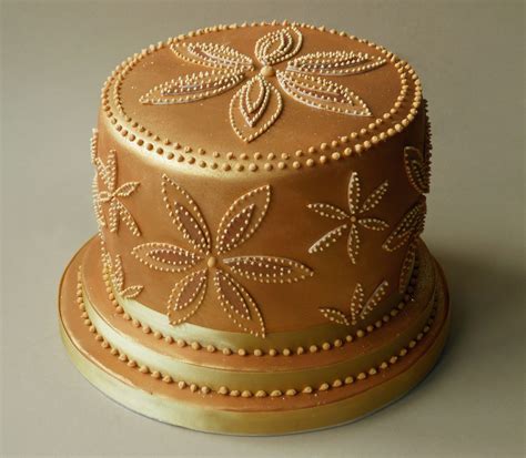 30 Exclusive Picture Of Gold Birthday Cake Gold