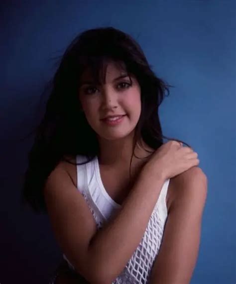 Gorgeous Actress Phoebe Cates Nude Pics Hd