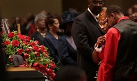 REST IN PEACE: Thousands Gather For Michael Brown’s Funeral (PHOTOS) - 92 Q