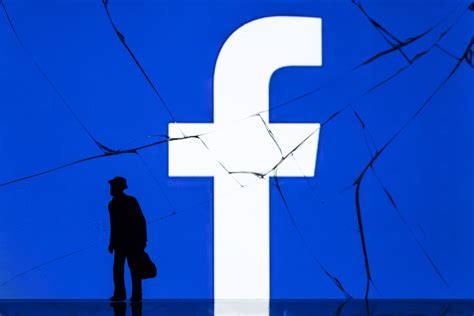 Siliconeer Facebook Expands Fact Check Effort To Photos Videos