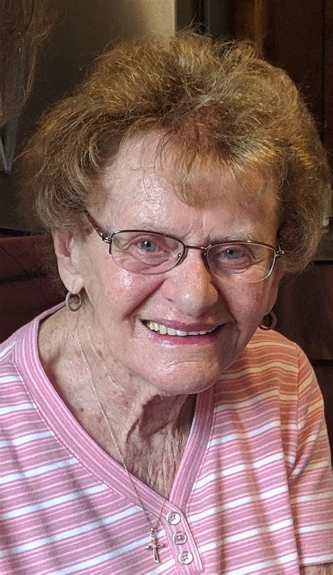Obituary Of Ruth M Leonard Demarco Luisi Funeral Home In Vinela