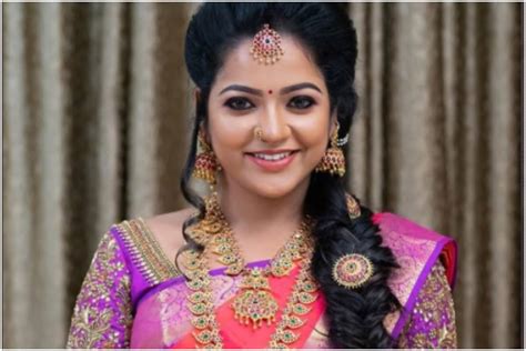 Tamil Tv Actress Vj Chitra Reportedly Dies By Suicide In Chennai Hotel