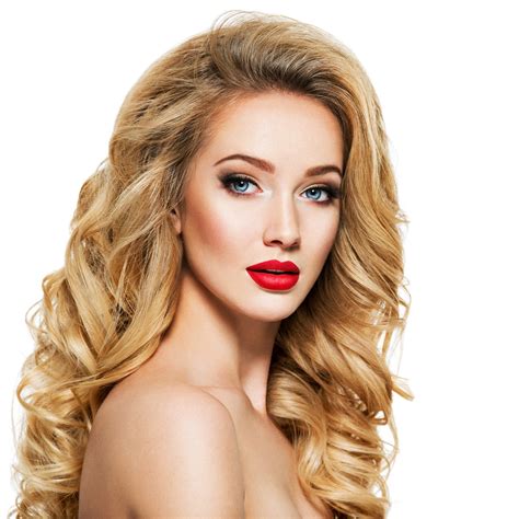 This rich blonde hair if you want to switch up your hairstyles and color a little bit and looking for some inspiration, then the best thing about her honey blonde hair is how the color and the dimension gives her hair a beautifully. Everything You Need to Know About Honey Blonde Hair Color