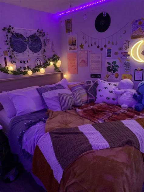 46 Beautiful Hippie Bedrooms Ideas Features Home Decor Neon Room