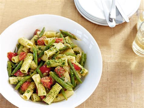 Add lots of colorful veggies to your salad. Eating Pasta on a Low-Cholesterol Diet
