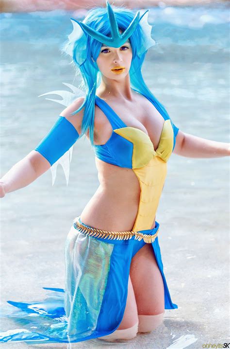 35 Attempts At Sexy Pokemon Cosplay That Totally Succeeded Cosplay Pinterest Sexy
