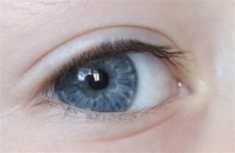 Doctor Claims He Can Turn Your Brown Eyes Blue · Thejournalie