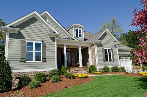 3 Common Benefits To Replacing Your Homes Siding