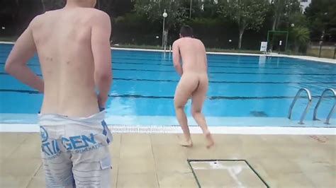 Naked Guys In The Pool Nice Asses
