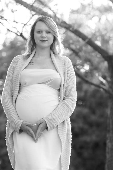 Five Things To Know About A Maternity Photography Session Parabo Press
