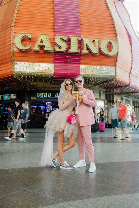 Crazy Pink Las Vegas Elopement · Rock N Roll Bride Las Vegas Wedding